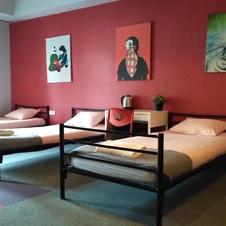 بيت شباب Mish Mash Nowogrodzka وارسو