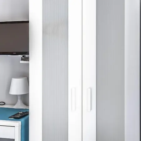 بيت شباب Mish Mash Nowogrodzka *