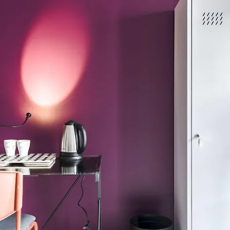 بيت شباب Mish Mash Nowogrodzka