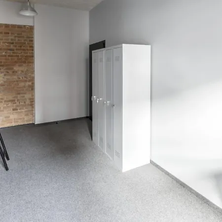 بيت شباب Mish Mash Nowogrodzka