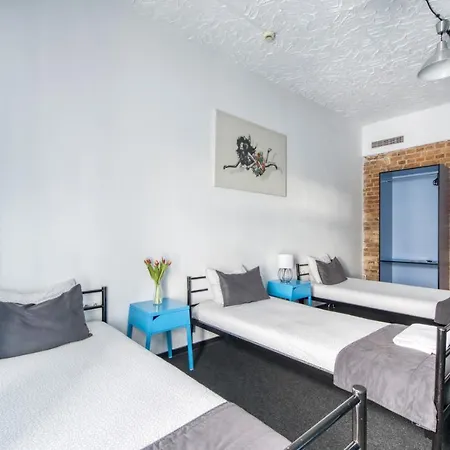 Mish Mash Nowogrodzka 호스텔