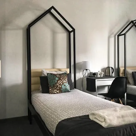 Mish Mash Nowogrodzka 호스텔