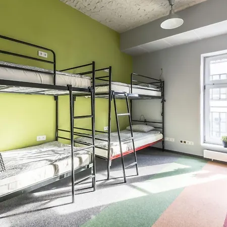 Mish Mash Nowogrodzka Hostel *