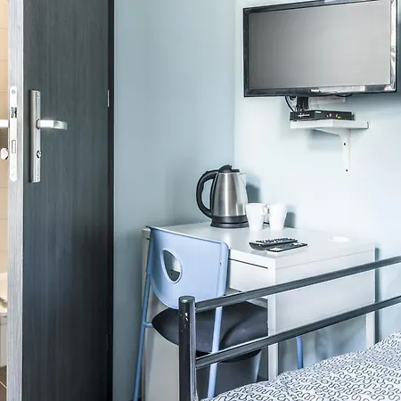 Mish Mash Nowogrodzka Hostel *