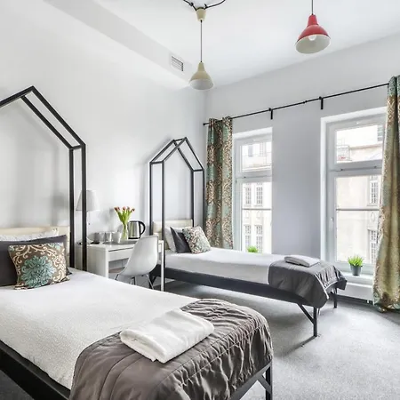 Mish Mash Nowogrodzka * Warszawa