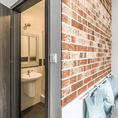 Mish Mash Nowogrodzka Vandrerhjem